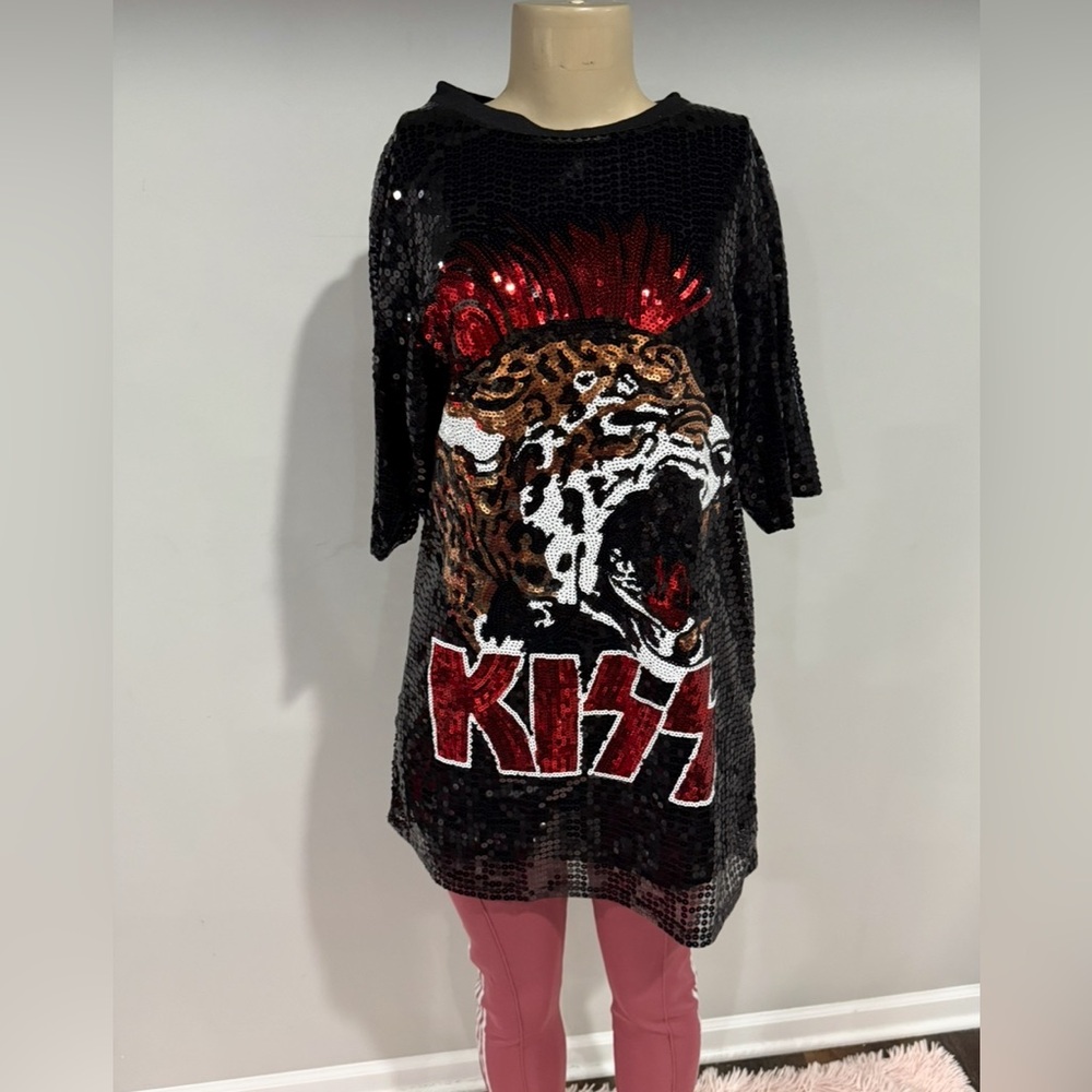 Kiss Shirt Size large women Rock And Roll Band Graphic dress glitter sequin new